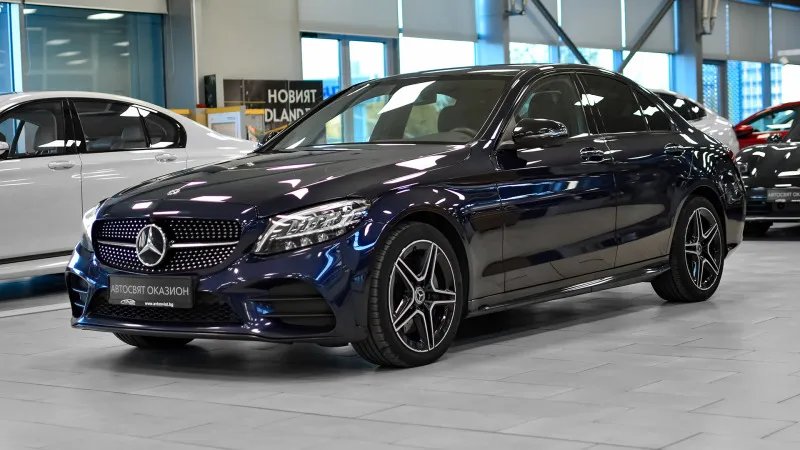 Mercedes-Benz C 300 d AMG Line 4MATIC Image 4